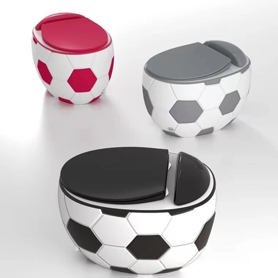 olhar Siphonic do futebol 3D um projeto sem água da caixa do toalete da parte